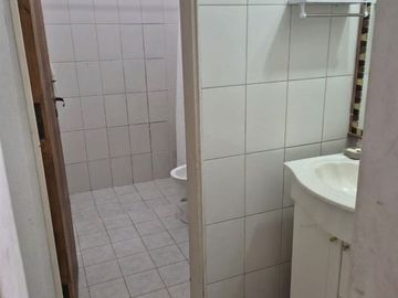 VENDE CASA DE TRES DORMITORIOS ZONA SUR