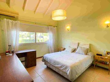 Casa en venta en Barrio La Peregrina Pilar