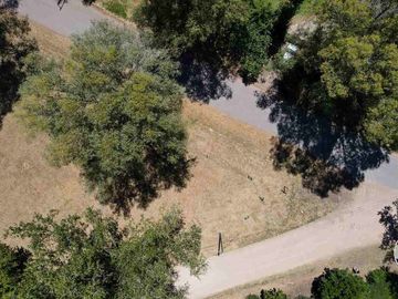 LOTE EN VENTA EN BARRIO LINKS ERRATCHU EZEIZA