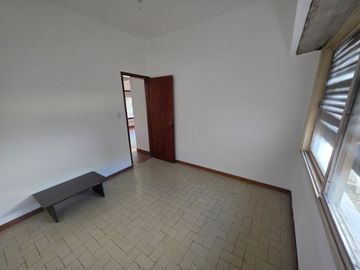 VENTA CASA 5 AMB ITUZAINGO NORTE APTO CREDITO