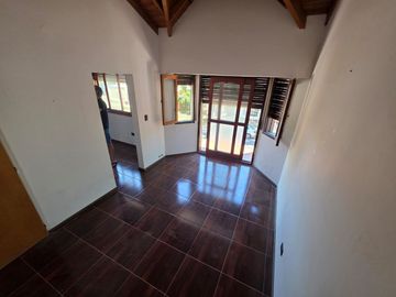 VENTA CASA 5 AMB ITUZAINGO NORTE APTO CREDITO