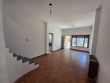 VENTA CASA 5 AMB ITUZAINGO NORTE APTO CREDITO