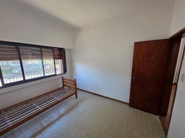 VENTA CASA 5 AMB ITUZAINGO NORTE APTO CREDITO