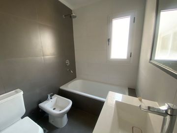 DEPARTAMENTO EN VENTA SAN CRISTOBAL 4 AMBIENTES