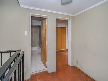 VENTA CHALET 5 AMBIENTES CON PILETA Y QUINCHO