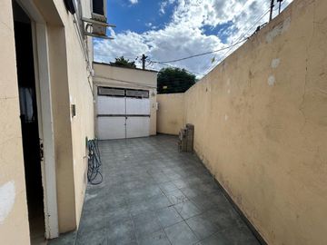 VENTA CASA DUPLEX 3 AMB VILLA BALLESTER COCH PATIO