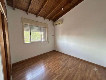 VENTA CASA DUPLEX 3 AMB VILLA BALLESTER COCH PATIO