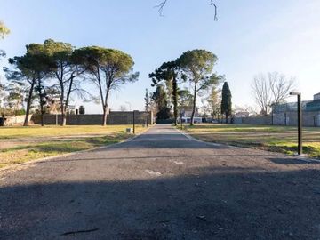 VENTA TERRENO BARRIO CERRADO HURLINGHAM AGUSTINAS