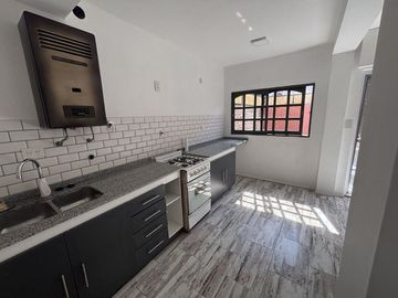 Venta Dúplex Hurlingham 4 AMB Reciclado a Nuevo