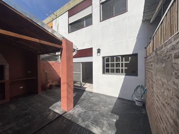 Venta Dúplex Hurlingham 4 AMB Reciclado a Nuevo