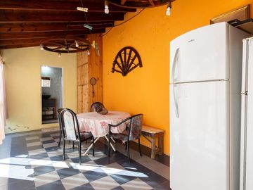 VENTA CASA CUATRO AMBIENTES CASTELAR QUINCHO