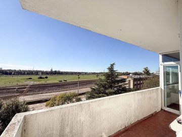 DEPARTAMENTO DOS DORMITORIOS EN VENTA , LA PLATA .