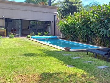 CASA EN VENTA 7 AMBIENTES + QUINCHO DON TORCUATO