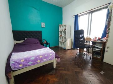 VENTA- PH 4 AMBIENTES POMPEYA