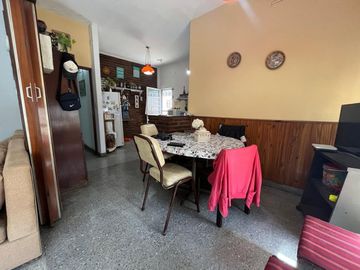 VENTA CASA 3 AMB VILLA LUZURIAGA ACEPTA PERMUTA