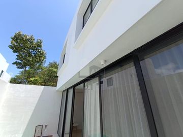 Casa Renta 3 Recs en Residencial Rio, Cancun