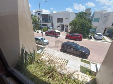 Casa Renta 3 Recs en Residencial Rio, Cancun