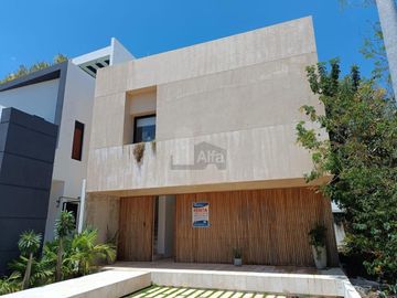 Casa Renta 3 Recs en Residencial Rio, Cancun