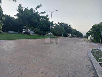 Casa Renta 3 Recs en Residencial Rio, Cancun