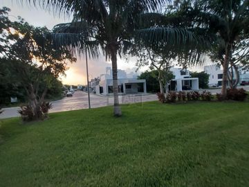 Casa Renta 3 Recs en Residencial Rio, Cancun