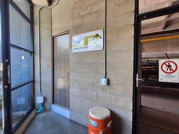 VENTA DE BODEGA EN PARQUE INDUSTRIAL EN COPACABANA
