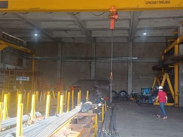 VENTA DE BODEGA EN PARQUE INDUSTRIAL EN COPACABANA