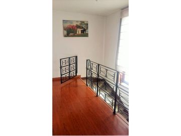 Casa en venta de 5 habitaciones con terraza en Bogotá, Teusaquillo.
