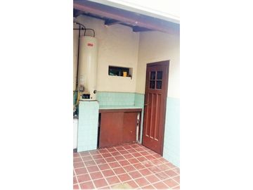 Casa en venta de 5 habitaciones con terraza en Bogotá, Teusaquillo.
