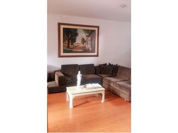 Casa en venta de 5 habitaciones con terraza en Bogotá, Teusaquillo.