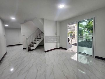 FOR SELL House Pornthisan 6  CX-164217