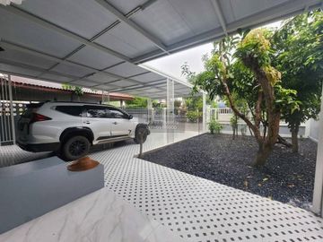 FOR SELL House Pornthisan 6  CX-164217
