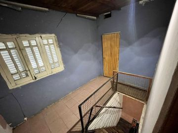 CASA EN VENTA DE 3 DORMITORIOS EN COLASTINE SUR