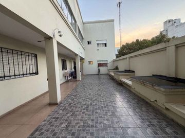 DEPARTAMENTO 3 AMBIENTES EN MONTE GRANDE CENTRO