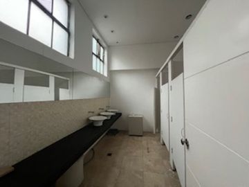 Venta Oficina Planta Abierta en el Centro-Retiro