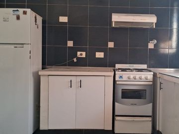VENTA CASA 4 AMBIENTES LA CAUTIVA  PTE:DERQUI