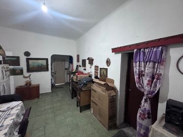 VENTA CASA 3 AMB PARQUE GALPON CASTELAR SUR