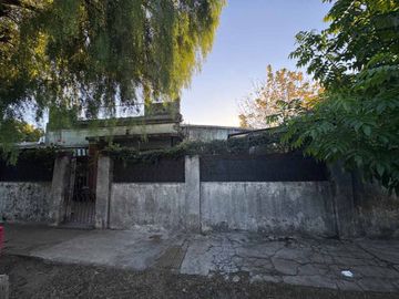 VENTA CASA 3 AMB PARQUE GALPON CASTELAR SUR