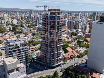 VENTA DEPARTAMENTO 2 DORM. C/COCHERA TORRE BELA