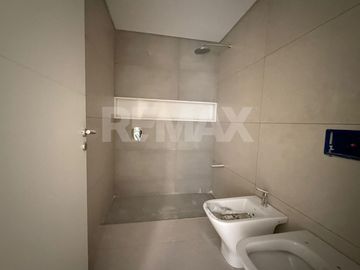 VENTA DEPARTAMENTO 2 DORM. C/COCHERA TORRE BELA
