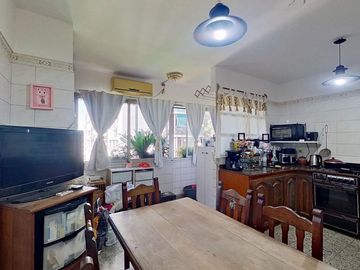 VENTA DEPTO 4 AMBIENTES VILLA DEL PARQUE BALCON