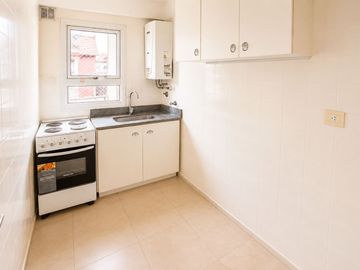 VENTA  DEPTO 2 AMBIENTES CON BALCÓN EN BELGRANO R