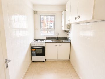 VENTA  DEPTO 2 AMBIENTES CON BALCÓN EN BELGRANO R
