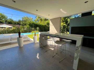 Casa en Venta,  villa Elisa