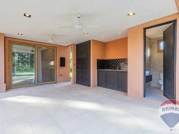 CASA EN VENTA EN MIRALAGOS 1