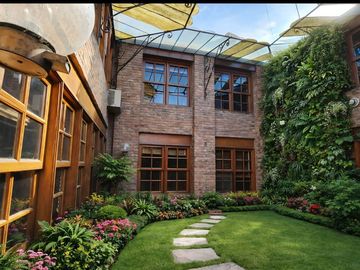 VENTA CASA 5AMB BARRIO PARQUE BERNAL PATIO COCHERA