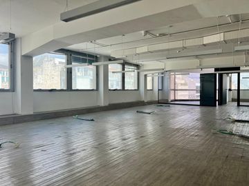 Oficina corporativa piso alto en pleno centro