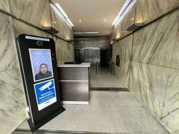 Oficina corporativa piso alto en pleno centro