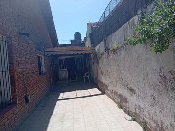 VENTA CASA 4 AMB COCHERA QUINCHO PATIO SAN CARLOS