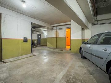VENTA SEMIPISO 4 AMB  COCHERA EXCELENTE UBICACION