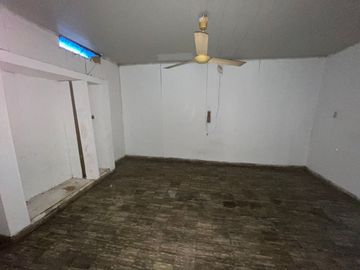 VENTA/CASA/AMPLIO TERRENO/IDEAL DESARROLLO